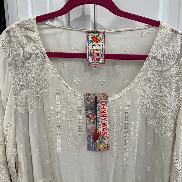 Johnny Was Classic, Vintage Ivory Embroidered Sheer Top, NWT - Picture 3 of 6